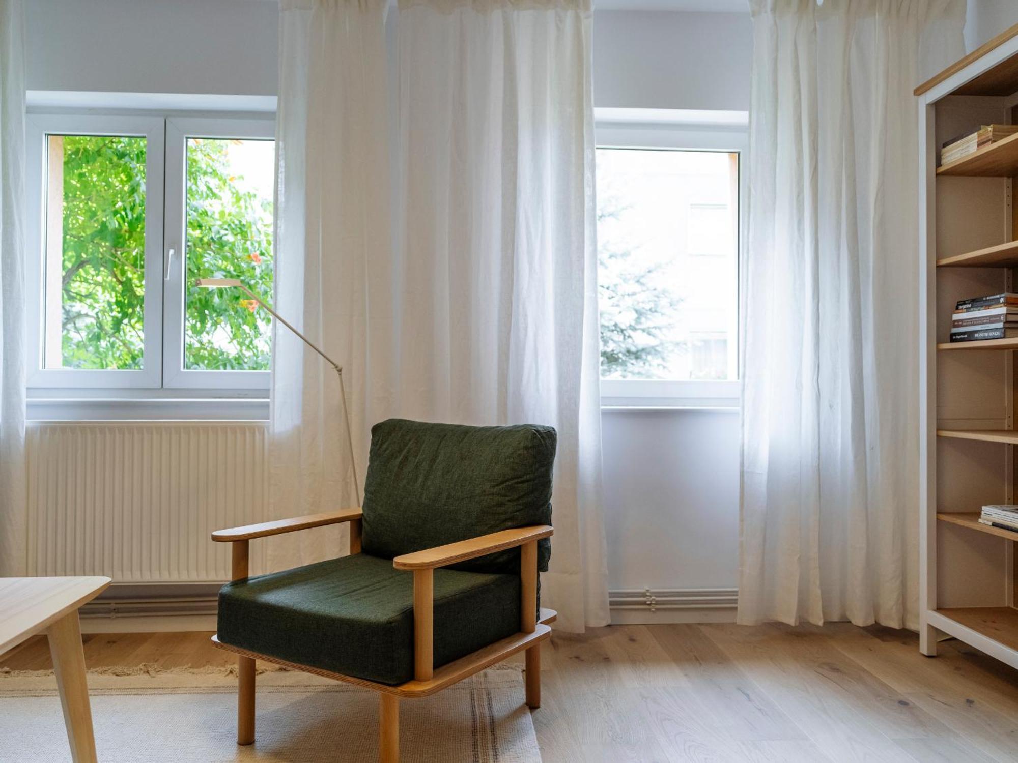Cozy Central Apartment Near The Forest Brașov Exterior foto